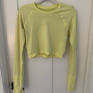 Lululemon Athletica Light Yellow Long Sleeve Cropped Swiftly Tech